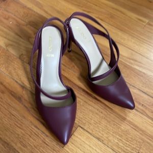 New Aldo Maroon heels/pumps